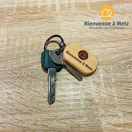 Le Mise Au - Bienvenue A * Metz