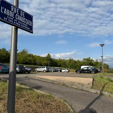 Le Mise Au - Bienvenue A * Metz